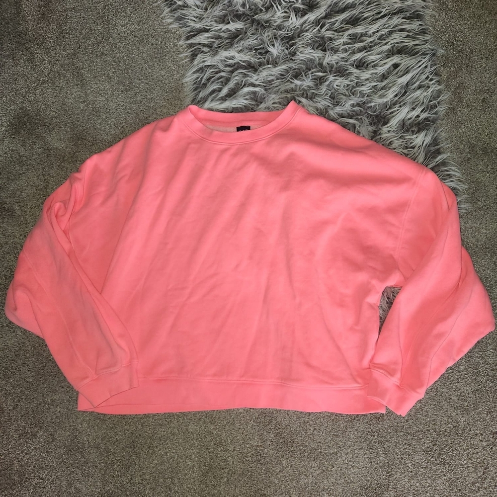 NWOT GAP VintageSoft Wedge Crewneck Sweatshirt in Sassy Pink - Picture 2 of 5